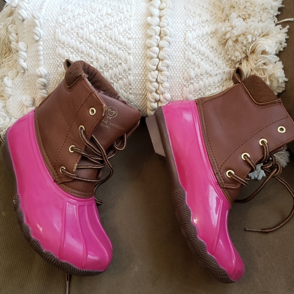 ADRIENNE VITTADINI GIRLS DUCK BOOTS PINK & BROWN 3 - Picture 5 of 8